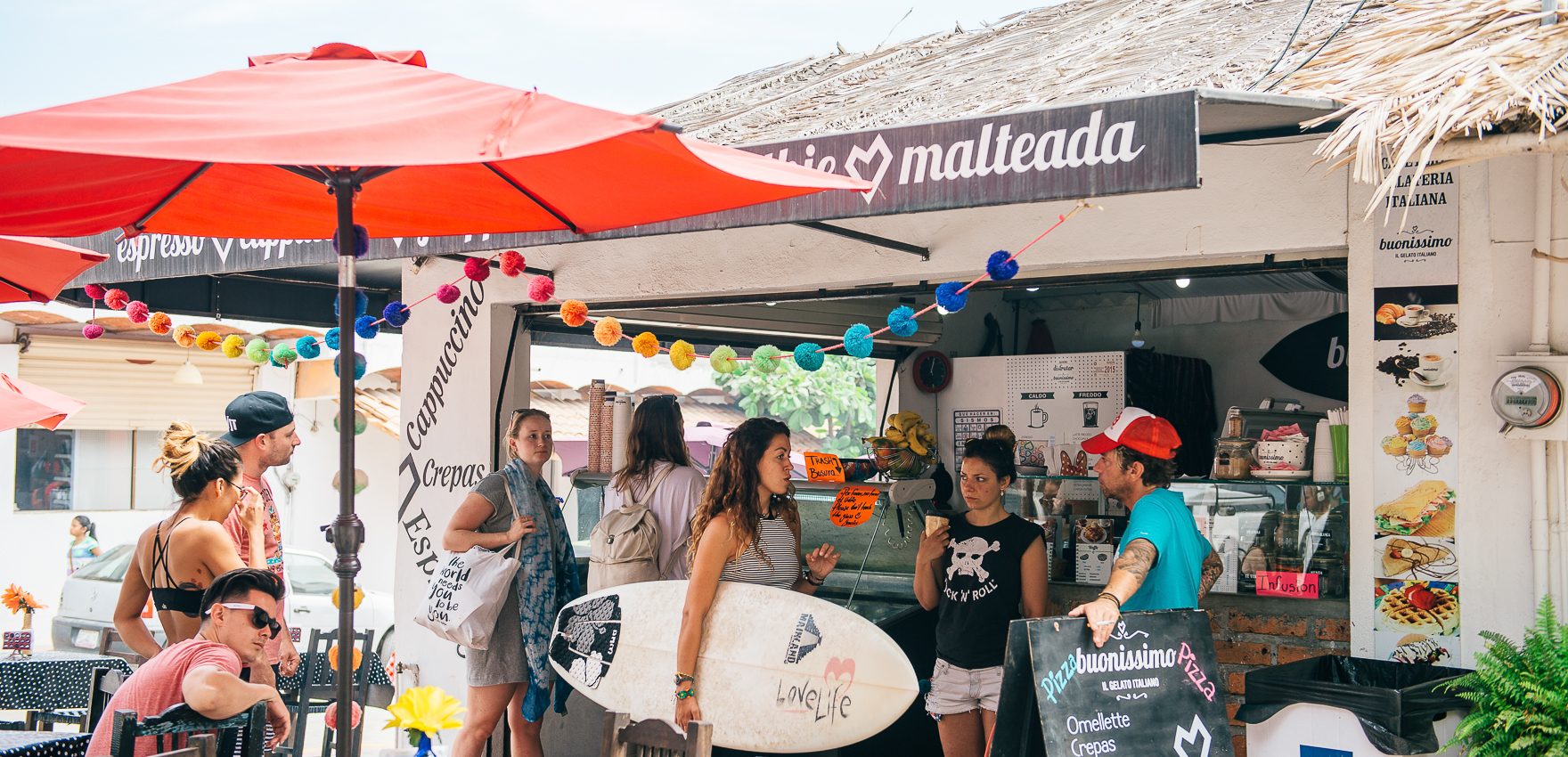 amor-boutique-hotel-eating-in-sayulita