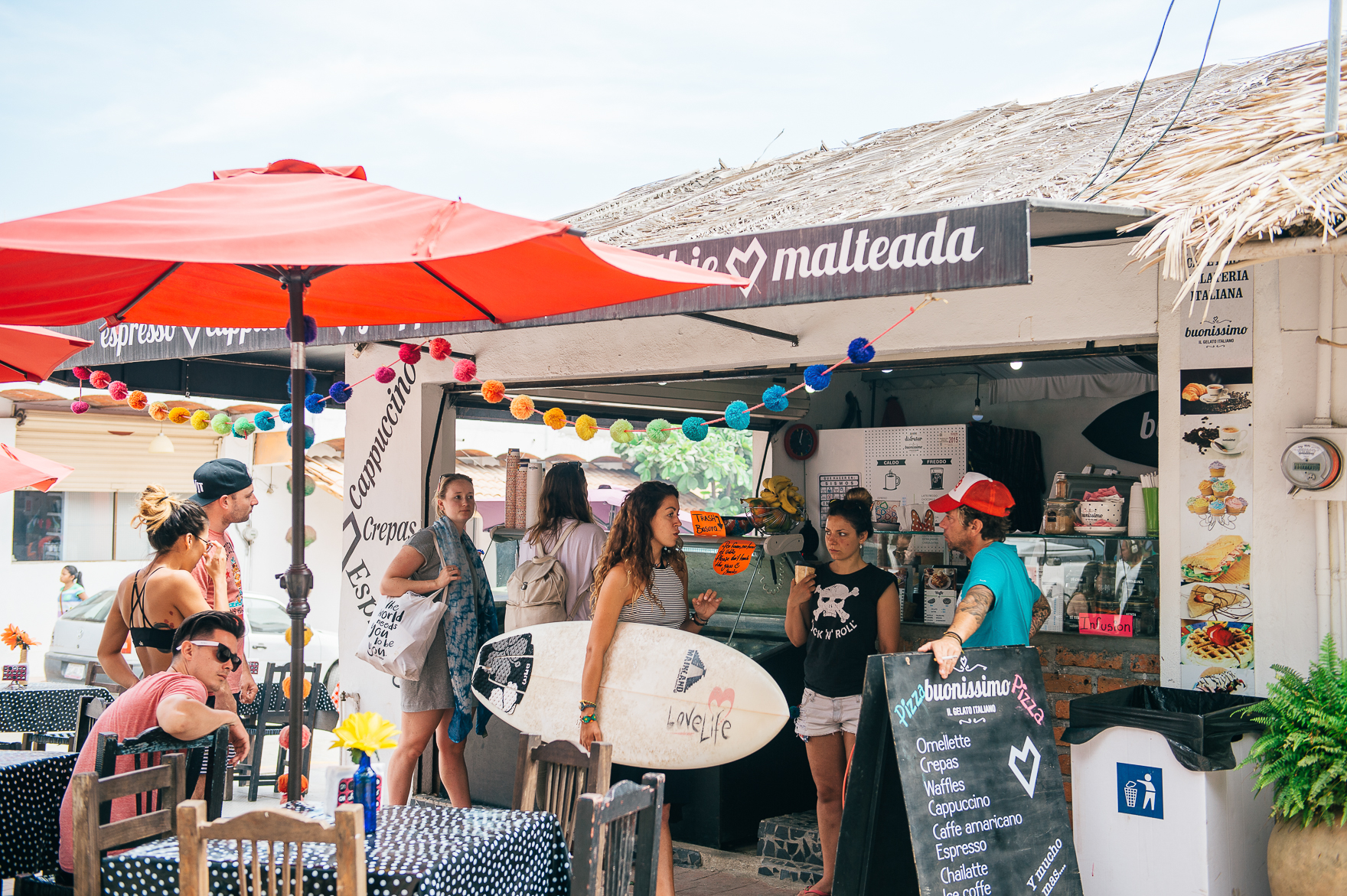 amor-boutique-hotel-eating-in-sayulita