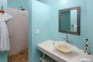 Villa Terraza-amor-boutique-hotel-sayulita-bathroom