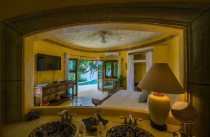 amor-boutique-hotel-la-paz-ocean-view-from-bathroom-master-bedroom