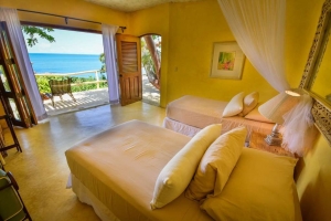 amor-boutique-hotel-la-paz-oceanview-rental-guest-room