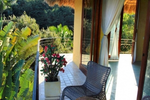 amor-boutique-hotel-panoramicas-Mi-Primer-Beso-ocean-view-balcony