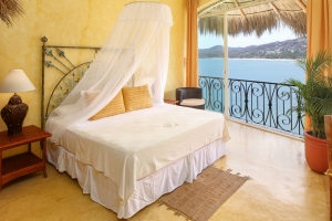 amor-boutique-hotel-sayulita-villa-tesoro-master-bedroom-ocean view